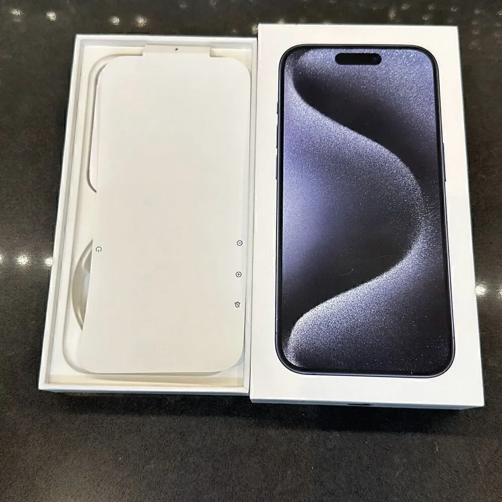 iPhone 15 Pro Box Bundle (Blue Titanium)
